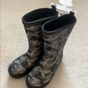 Joe fresh rain boots